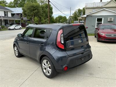 2015 Kia Soul +   - Photo 2 - Somerville, OH 45064
