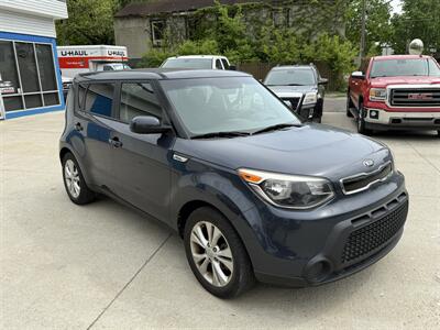 2015 Kia Soul +   - Photo 4 - Somerville, OH 45064