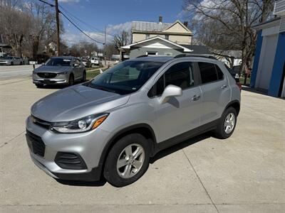 2019 Chevrolet Trax LT   - Photo 8 - Somerville, OH 45064
