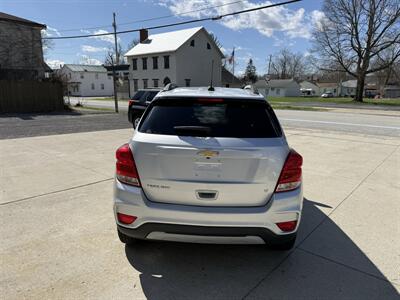 2019 Chevrolet Trax LT   - Photo 5 - Somerville, OH 45064