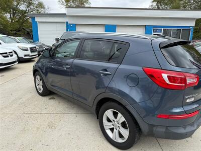 2013 Kia Sportage LX   - Photo 6 - Somerville, OH 45064