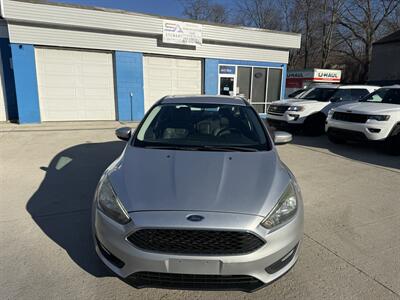 2016 Ford Focus SE - Photo 2 - Somerville, OH 45064