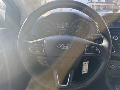 2016 Ford Focus SE - Photo 12 - Somerville, OH 45064