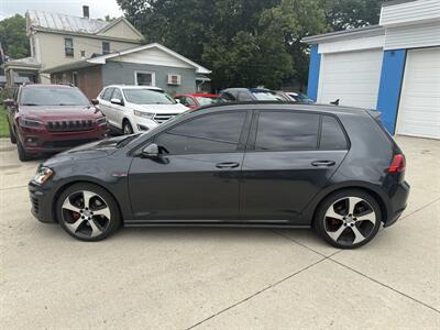 2017 Volkswagen Golf S - Photo 9 - Somerville, OH 45064