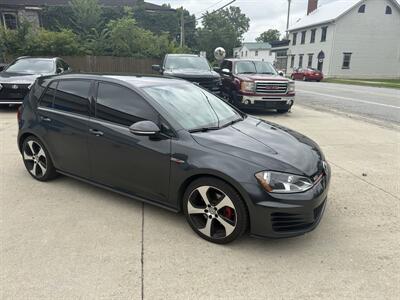 2017 Volkswagen Golf S - Photo 4 - Somerville, OH 45064
