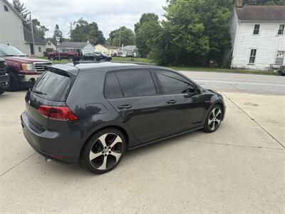 2017 Volkswagen Golf S - Photo 5 - Somerville, OH 45064