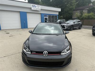 2017 Volkswagen Golf S - Photo 2 - Somerville, OH 45064
