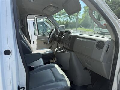 2010 Ford E-450 SD - Photo 15 - Somerville, OH 45064