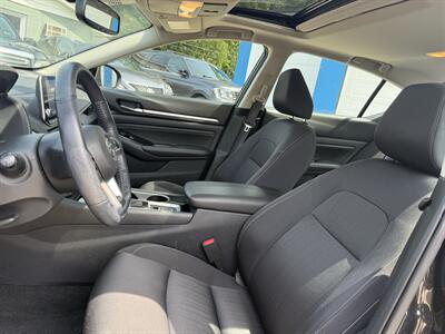 2020 Nissan Altima 2.5 SV - Photo 12 - Somerville, OH 45064
