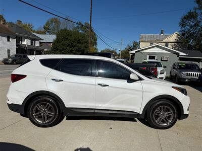 2018 Hyundai SANTA FE Sport 2.4L   - Photo 4 - Somerville, OH 45064