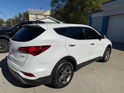 2018 Hyundai SANTA FE Sport 2.4L   - Photo 5 - Somerville, OH 45064