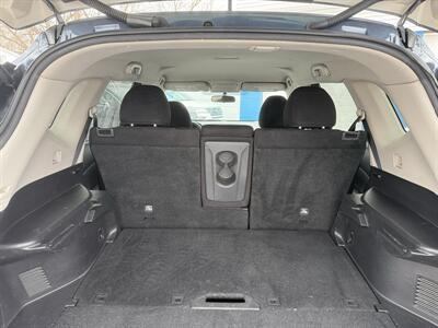 2014 Nissan Rogue SV   - Photo 8 - Somerville, OH 45064