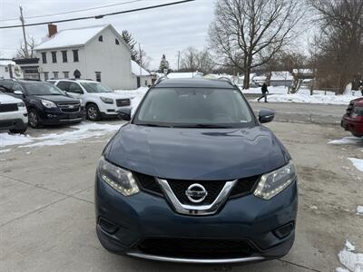 2014 Nissan Rogue SV   - Photo 6 - Somerville, OH 45064