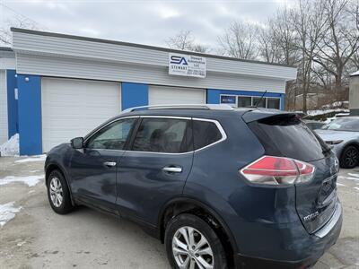 2014 Nissan Rogue SV   - Photo 1 - Somerville, OH 45064