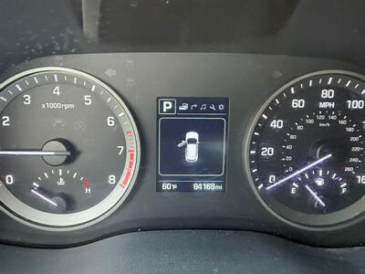 2017 Hyundai Tucson SE   - Photo 8 - Somerville, OH 45064