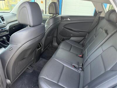 2017 Hyundai Tucson SE   - Photo 9 - Somerville, OH 45064