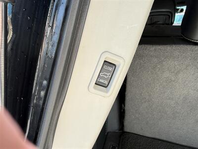 2014 Nissan Armada Platinum - Photo 14 - Somerville, OH 45064