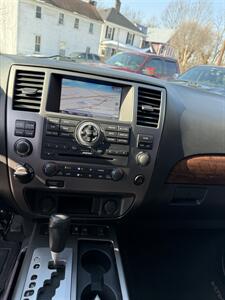 2014 Nissan Armada Platinum - Photo 27 - Somerville, OH 45064