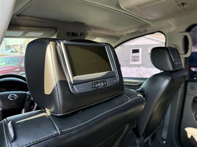 2014 Nissan Armada Platinum - Photo 18 - Somerville, OH 45064