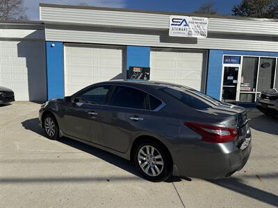 2018 Nissan Altima 2.5 S - Photo 7 - Somerville, OH 45064