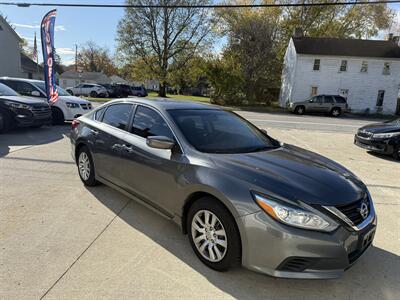 2018 Nissan Altima 2.5 S - Photo 3 - Somerville, OH 45064