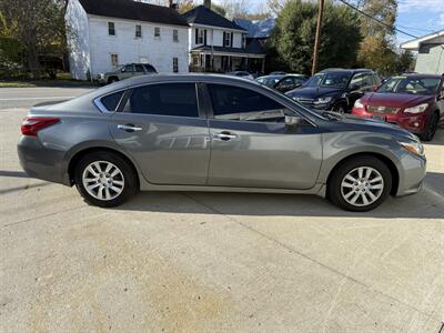2018 Nissan Altima 2.5 S - Photo 4 - Somerville, OH 45064
