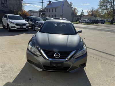 2018 Nissan Altima 2.5 S - Photo 2 - Somerville, OH 45064