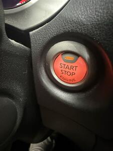 2014 Nissan JUKE SL - Photo 16 - Somerville, OH 45064