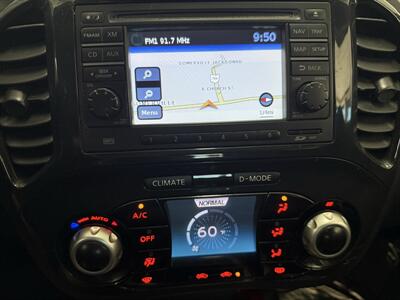 2014 Nissan JUKE SL - Photo 13 - Somerville, OH 45064