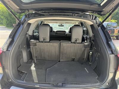 2017 Nissan Pathfinder Platinum   - Photo 21 - Somerville, OH 45064