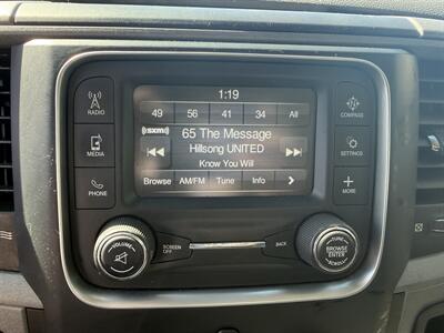 2015 RAM 1500 Express   - Photo 6 - Somerville, OH 45064