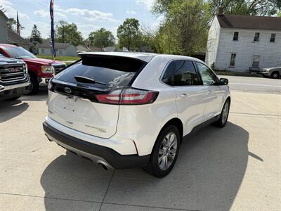 2019 Ford Edge Titanium   - Photo 2 - Somerville, OH 45064
