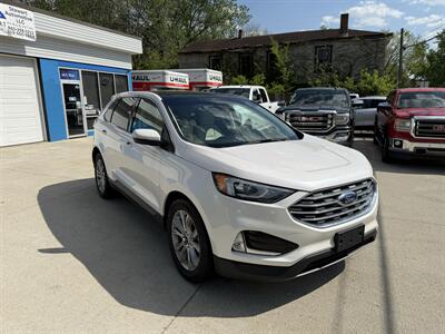 2019 Ford Edge Titanium   - Photo 3 - Somerville, OH 45064