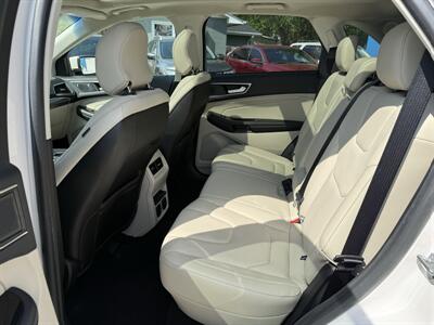 2019 Ford Edge Titanium   - Photo 11 - Somerville, OH 45064