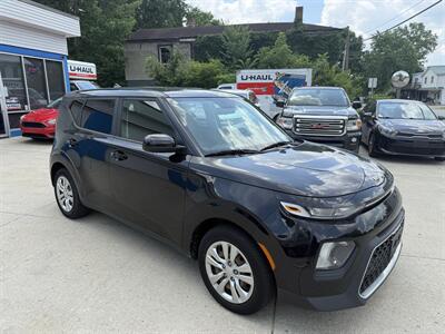 2020 Kia Soul LX - Photo 3 - Somerville, OH 45064