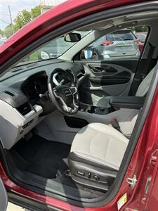 2018 GMC Terrain SLT  4SA - Photo 10 - Somerville, OH 45064