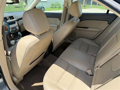 2011 Ford Fusion SEL   - Photo 11 - Somerville, OH 45064