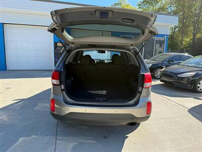 2015 Kia Sorento LX   - Photo 7 - Somerville, OH 45064
