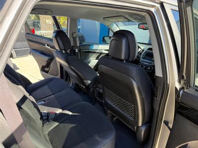 2015 Kia Sorento LX   - Photo 13 - Somerville, OH 45064