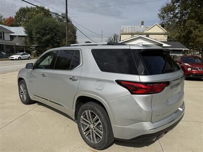 2022 Chevrolet Traverse High Country   - Photo 8 - Somerville, OH 45064