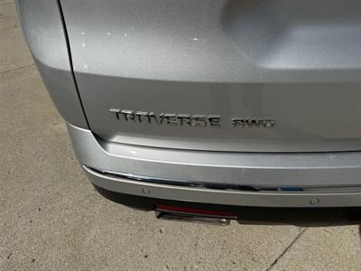 2022 Chevrolet Traverse High Country   - Photo 7 - Somerville, OH 45064