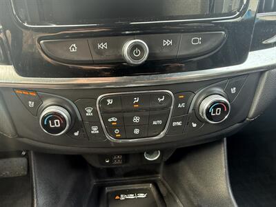 2022 Chevrolet Traverse High Country   - Photo 14 - Somerville, OH 45064