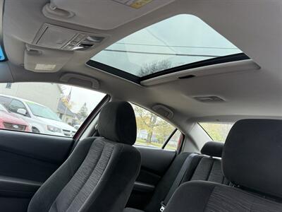 2009 Mazda Mazda6 i Touring   - Photo 13 - Somerville, OH 45064