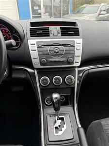 2009 Mazda Mazda6 i Touring   - Photo 12 - Somerville, OH 45064