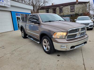 2010 Dodge Ram 1500 SLT - Photo 2 - Somerville, OH 45064