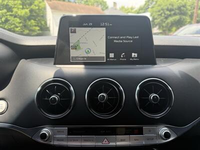 2018 Kia Stinger GT1   - Photo 15 - Somerville, OH 45064
