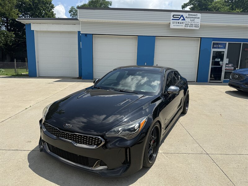 2018 Kia Stinger GT1   - Photo 1 - Somerville, OH 45064