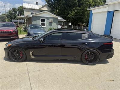 2018 Kia Stinger GT1   - Photo 8 - Somerville, OH 45064
