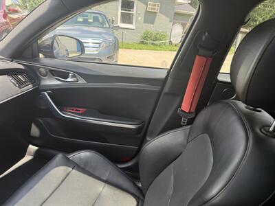 2018 Kia Stinger GT1   - Photo 17 - Somerville, OH 45064