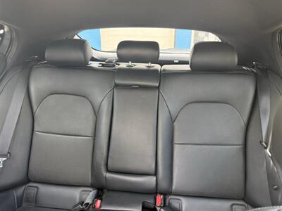 2018 Kia Stinger GT1   - Photo 18 - Somerville, OH 45064